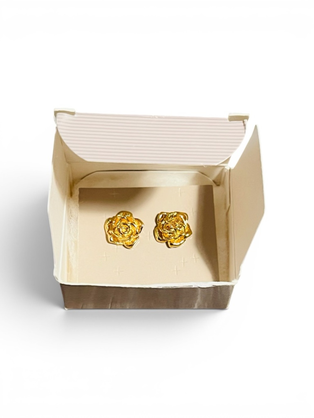 Vintage Gold Tone Sculpted Rose Pierced Earrings – c. 1990 - Picture 4 of 7